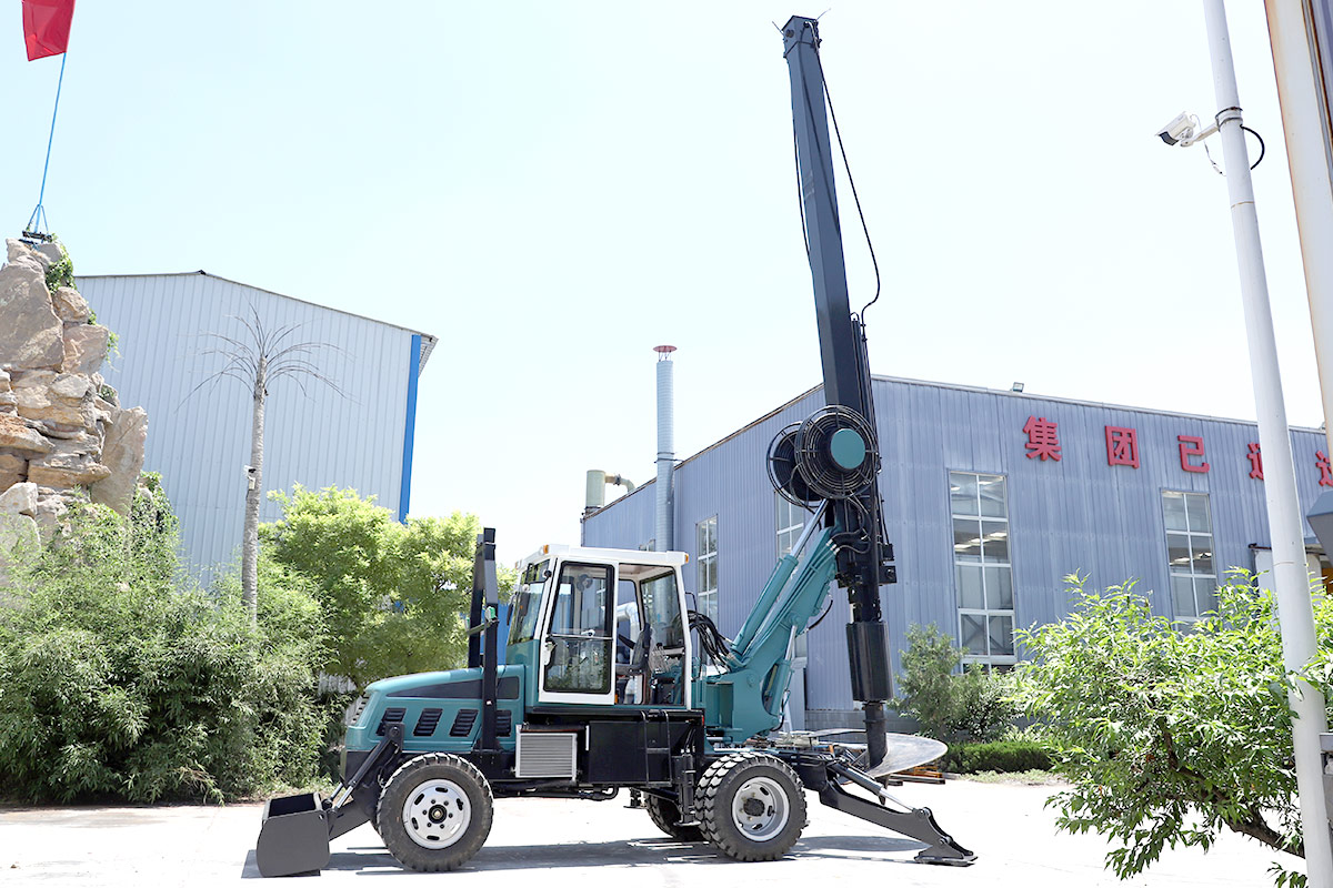 Correct construction method of rotary drilling rig in quicksand layer